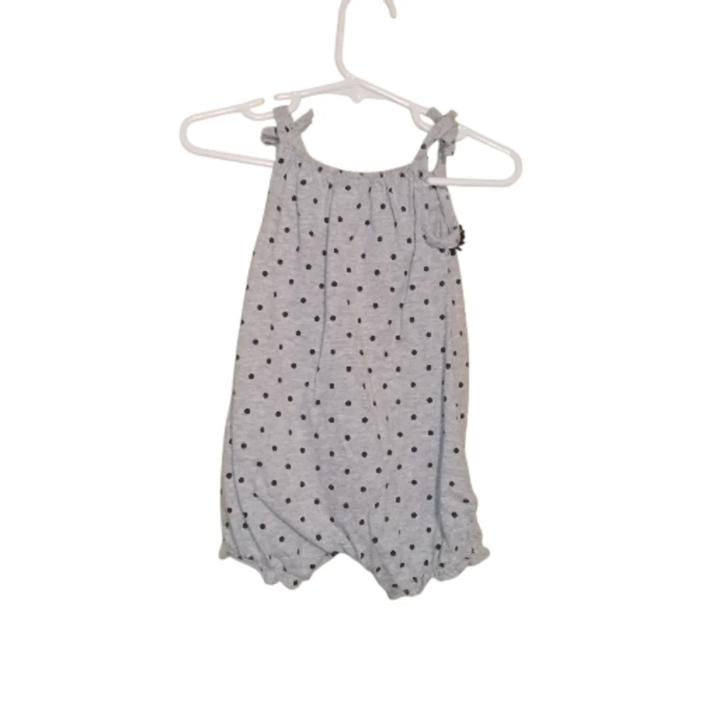 Carter's Girls Gray With Black Polka Dots Ruffle Detail Baby Romper 6 months!